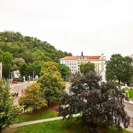 Royal Route Lesser Town Apartamento *